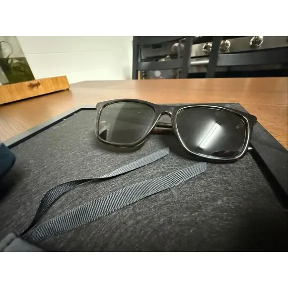 GUCCI TORTOISE SUNGLASSES 🟩🟥🟩 - Picture 3 of 4